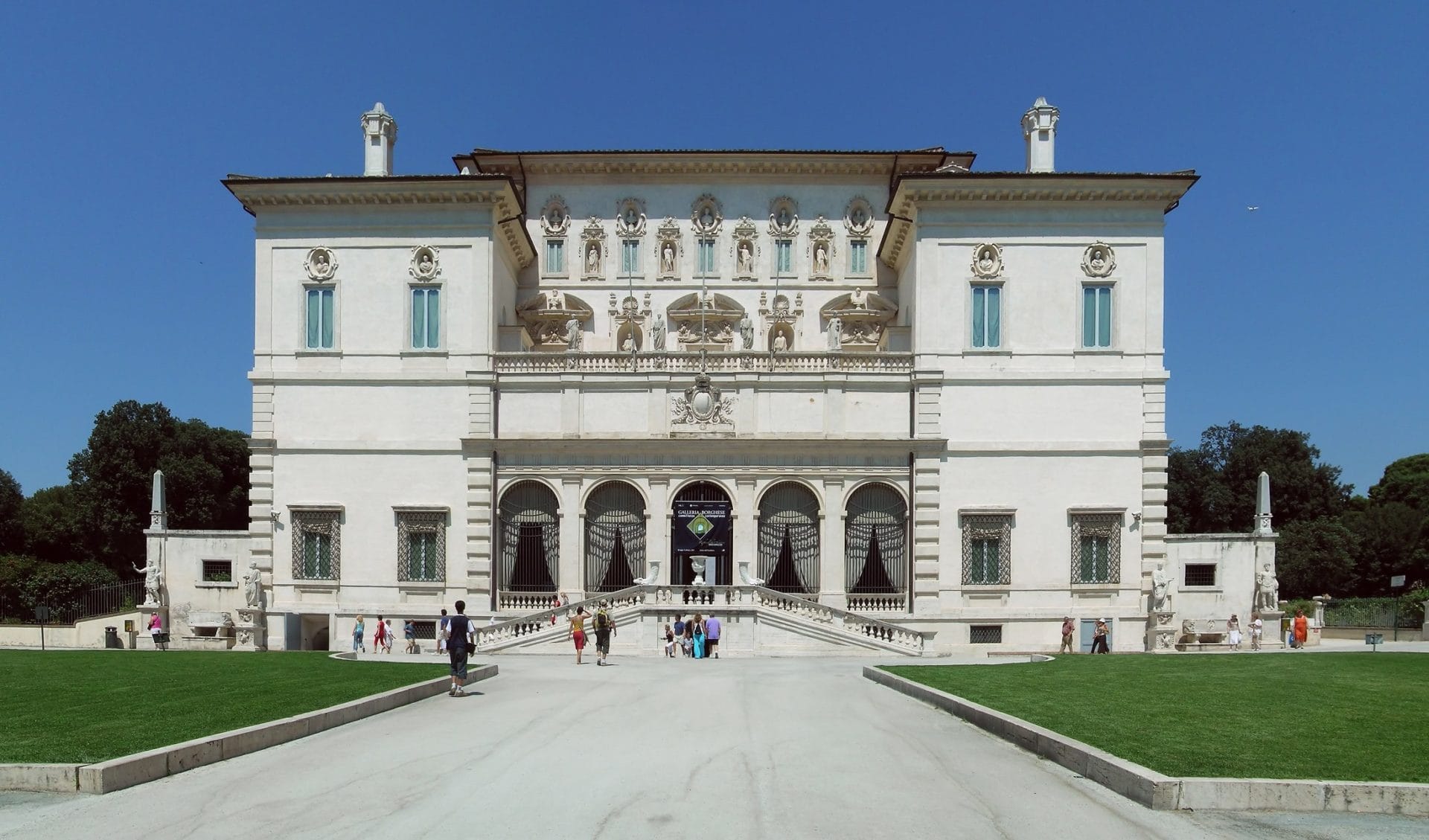 is roma pass worth it borghese gallery Colosseum