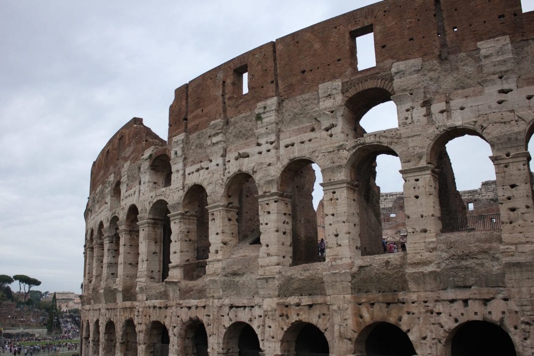 Colosseum Facts and History Why is the Roman Colosseum so popular?