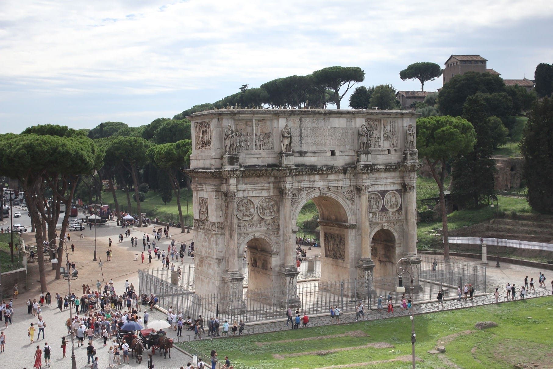 Colosseum by your own way Arche Constantine